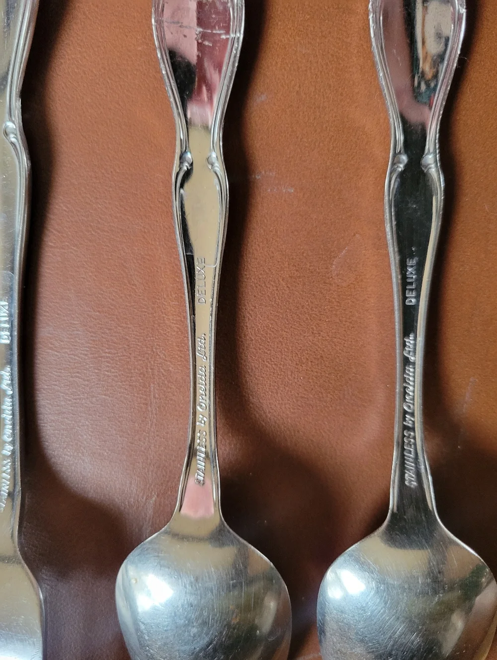 2 Dinner Forks 2 Spoons- Old South II? Silverplate Silver Plate Oneida Plumes